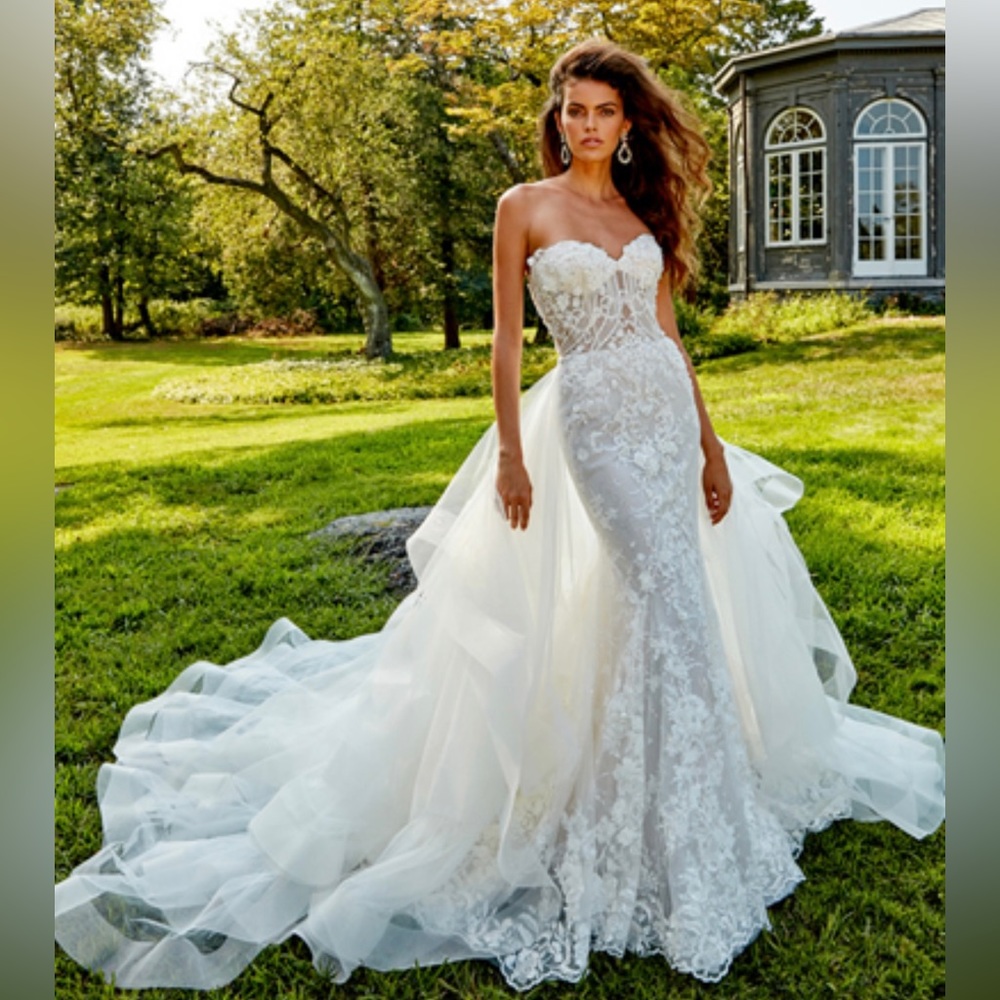 Eve of milady wedding dress